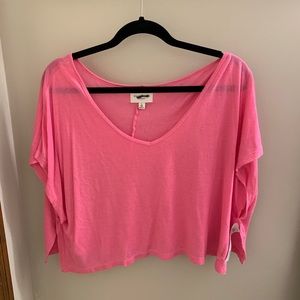 Gilly Hicks/ hollister T-shirt